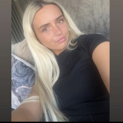 Dirty Blonde Slut😈
