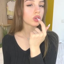 🔞 stunning girl busty sucking dick horny wet 🔞💦 OF bio