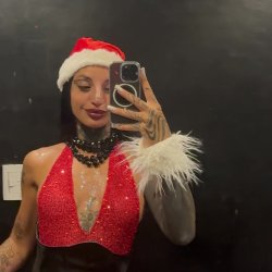 Anyone order a slutty elf
