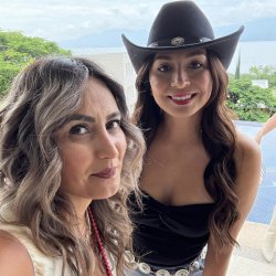 Latina mom facial ai