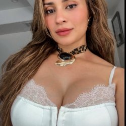 ZOE VICTORIA SLUT