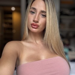 I'm looking for someone to satisfy my slutty needs