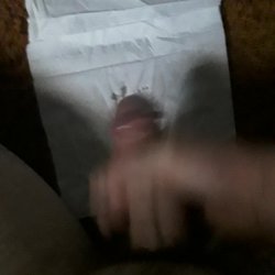Jerking to cum