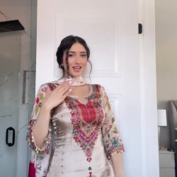 isher punjabi baddie hottie