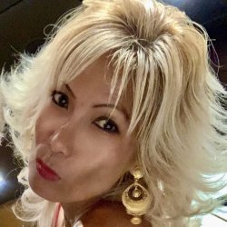 Hotwife Cumface