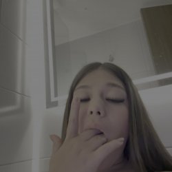 Alyshanon18