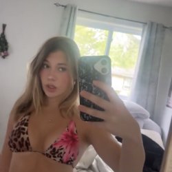 hs slut chey shows off her young body