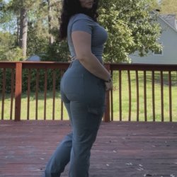Courtney L