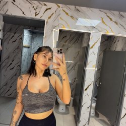Come and make this Latina slut yours tonight