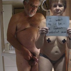 LEON SHOWS HIS COCK