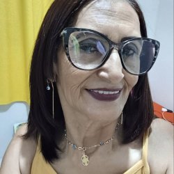 Dona Iolanda coroa muito cachorra chamou o negão pra socar no pacote😈😈🍆