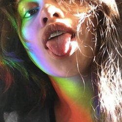 Me encantan los labios de Sofia. Usenla y haganme cornudo con ella