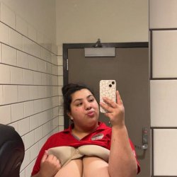 Just your everyday bbw Latina with fat boobies.