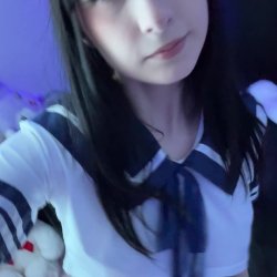 There’s always a pretty surprise under a goth girls skirt