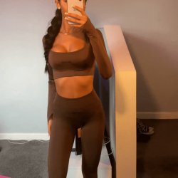 Too sexy to handle, but I can handle yours