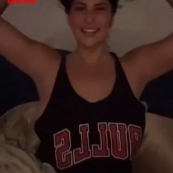 Big titty whore accidental flash live