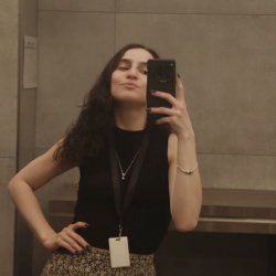 Siendo puta de otros el pendj graba como se comen a su novia.