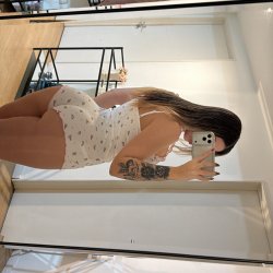 Latin cutie