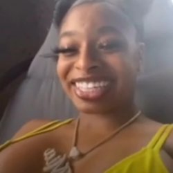Ebony pornstar mia mercy get dickflash on Instagram and get horny