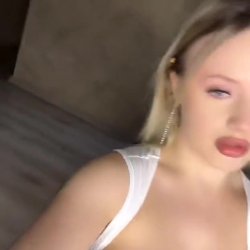 Beautiful Emily Leaks 18+