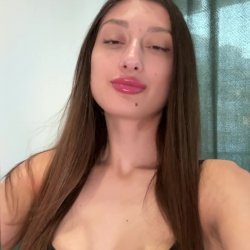 🔞Sheer black bra teasing my perky tits 💋 Full OF nudes 🍑