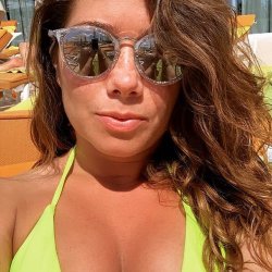 Nikki Sanderson jerk, cum and piss tribute