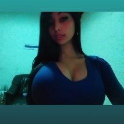 Sexiest latina 😍