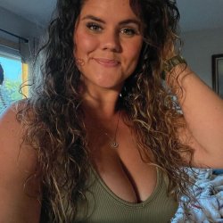 Request.. Thick Gorgeous Milf.. <> Married Wife.. <> Her 1st time tryout BBC.. [Pt-2]