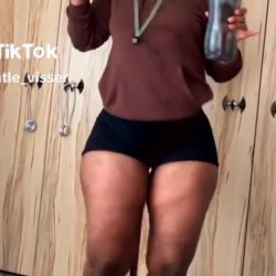 Slim Thick African Teen IGThot