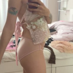🔞 Sexy pink lace hugging my curves & ass 🍑💋 Full tease on OF!