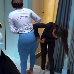 She helps PHAT assed mom fit in her jeans