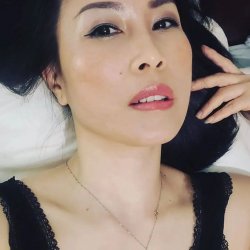 asian milf tiktoker instagram ig model nikkiflag nikkiflag2 iris_flag