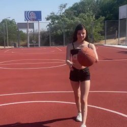 Beautiful Kara Waves Leaks 18+