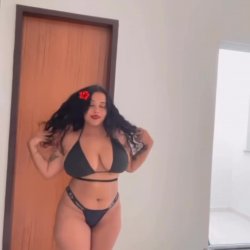 Gozem para minha puta , e mandem no pv