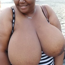 That Queen Bitch M &M