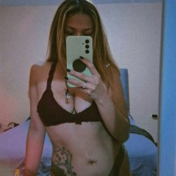Chica linda nos comparte un seguidor