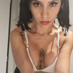 Look at how fuckable I look