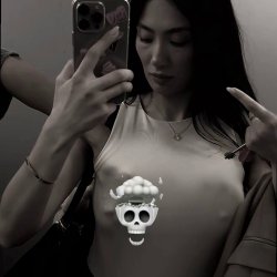 Big tits pressed tight under thin fabric 💗