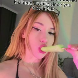 🔞 Young sexy blonde perky tits blowjob tease horny slut dripping lips 💦🫦😈 OF now