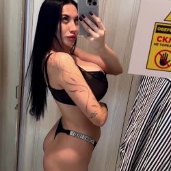 Goddess Busty Emma Leaks 18+