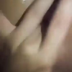 Baianinha Novinha Tocando Siririca Com a Xoxota Toda Melada