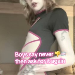 🔞 gorgeous curvy body masturbating nude wet pussy 💦🍑 Check my OF