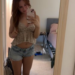 Barely legal college girl that wants to get fucked (im 18)