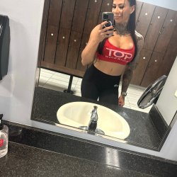 This fit body deserves to be showed off