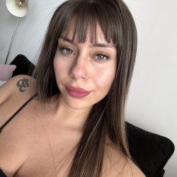 I'm the perfect fuckdoll, cause I'm always horny