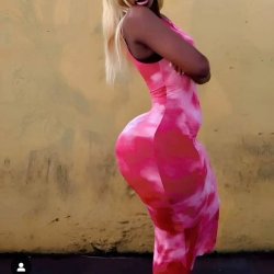 African babe fat ass