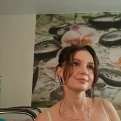 chaturbate jennycutey