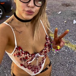 Tatted rave slut love to show off