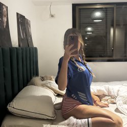 Let's try not to break my bed