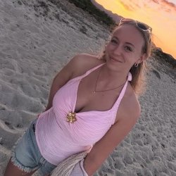 Big titty blonde IRL Marlene shows off her sexy curves for all the men of the world to enjoy